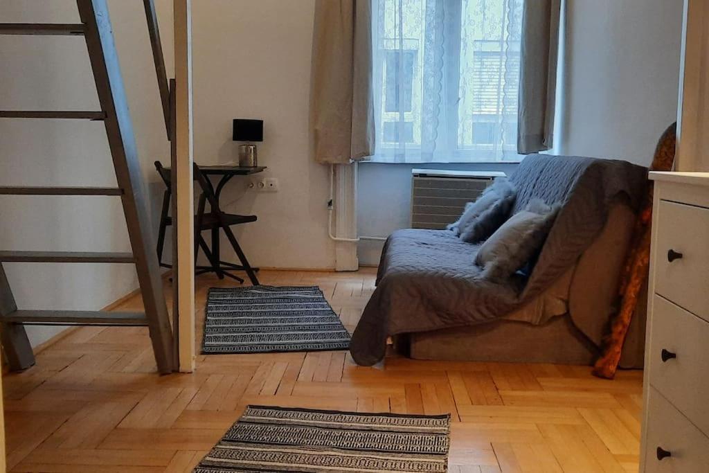 Nice Downtown Apartment Budapest Eksteriør billede
